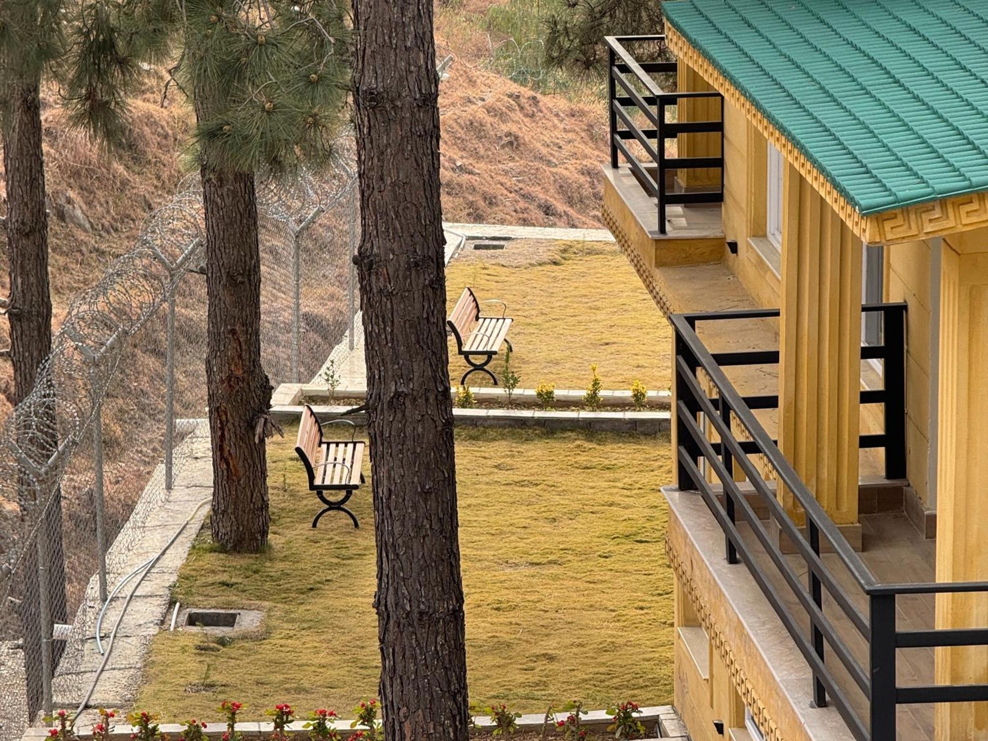 Hidden Hills Hotel & Resort Mansehra Bagian luar foto