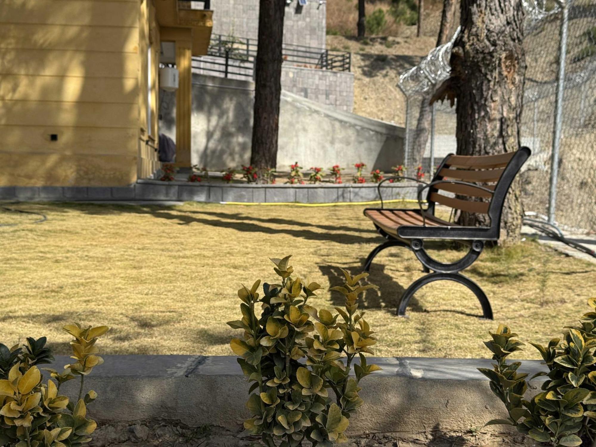 Hidden Hills Hotel & Resort Mansehra Bagian luar foto